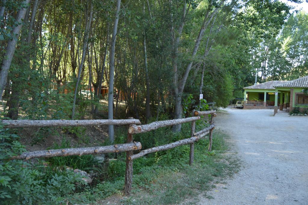 Cabañas Camping Sierra de Peñascosa Exterior foto